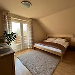 Apartment Izabella Vendeghaz