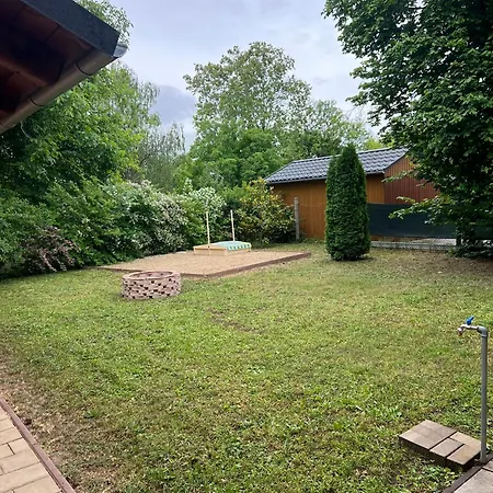 Izabella Balatonszarszo