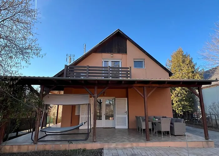 Izabella Vendeghaz * Балатонсарсо