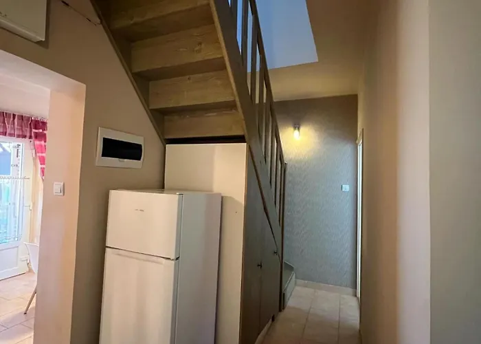 Izabella Vendeghaz * Балатонсарсо